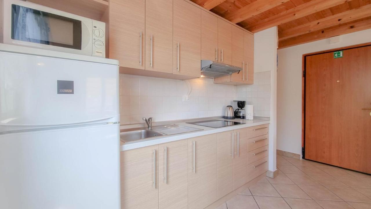 Carlo Apartment โลเวร็ตชิกา ภายนอก รูปภาพ